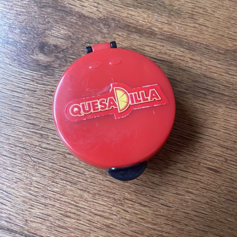 Dollhouse Appliance Miniature Quesadilla Maker With Quesadilla 1:12